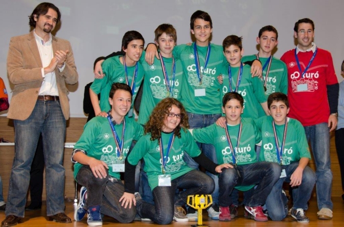 El grup guanyador, 'Turó Alfa', del col·legi Turó de Constantí.
