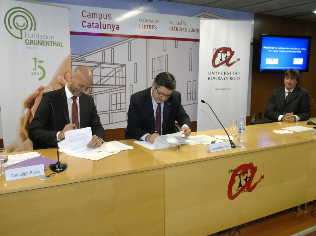 Acto de firma del convenio