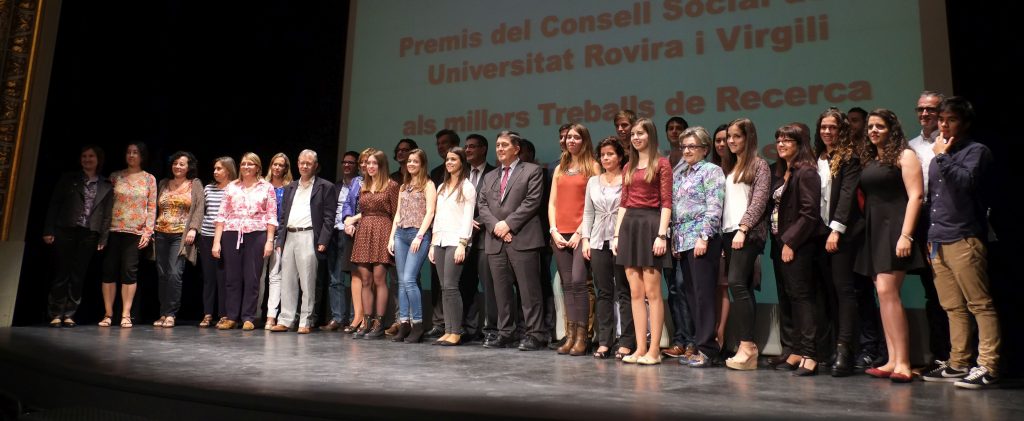 foto de grupo de los premiados de secundaria