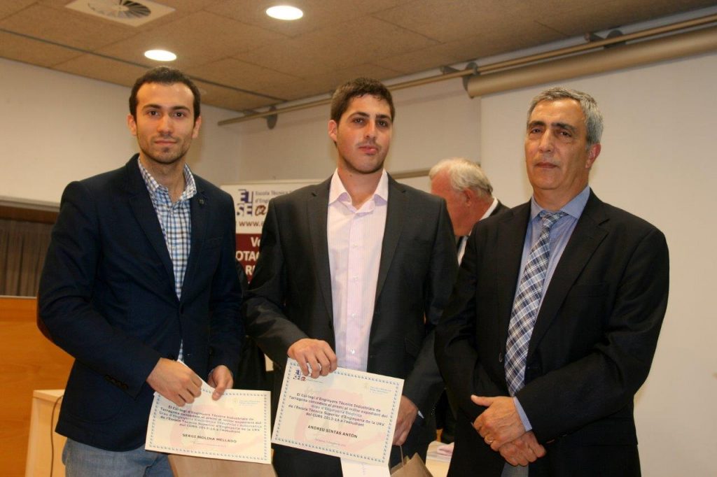 D'esquerra a dreta, 